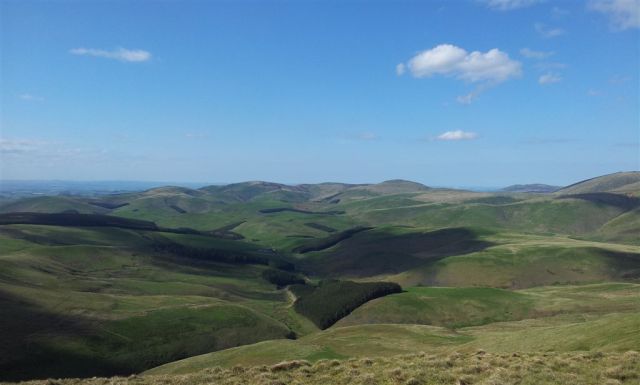 The fabulous view north from WINDY GYLE, a favourite - 5.10pm The fabulous view north from WINDY GYLE, a favourite - 5.10pm