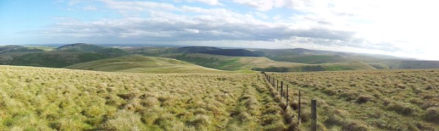 The vista (good word) descending Windy Gyle with Loft Hill ahead The vista (good word) descending Windy Gyle with Loft Hill ahead