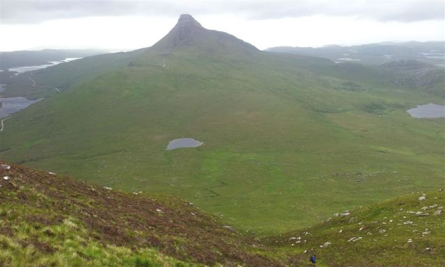 Out of the cloud & fearsome wind, Alan a dot descending rapidly