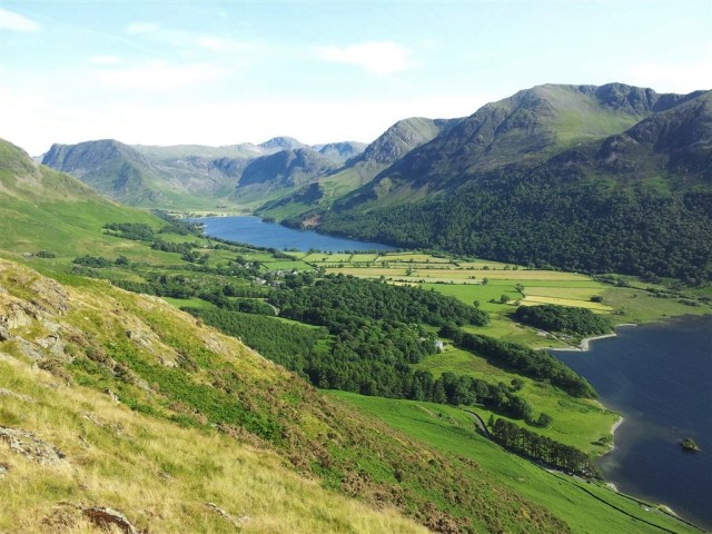 Decent view from top of Rannerdale Knotts over Buttermere, Fleetwith Pike, Haystacks, Gable etc etc