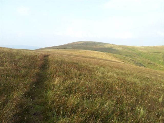 Greenside path to Hart Side